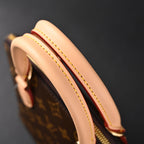 louis-vuitton-speedy-30-handbag-monogram-canvas-with-leather-trim Handle