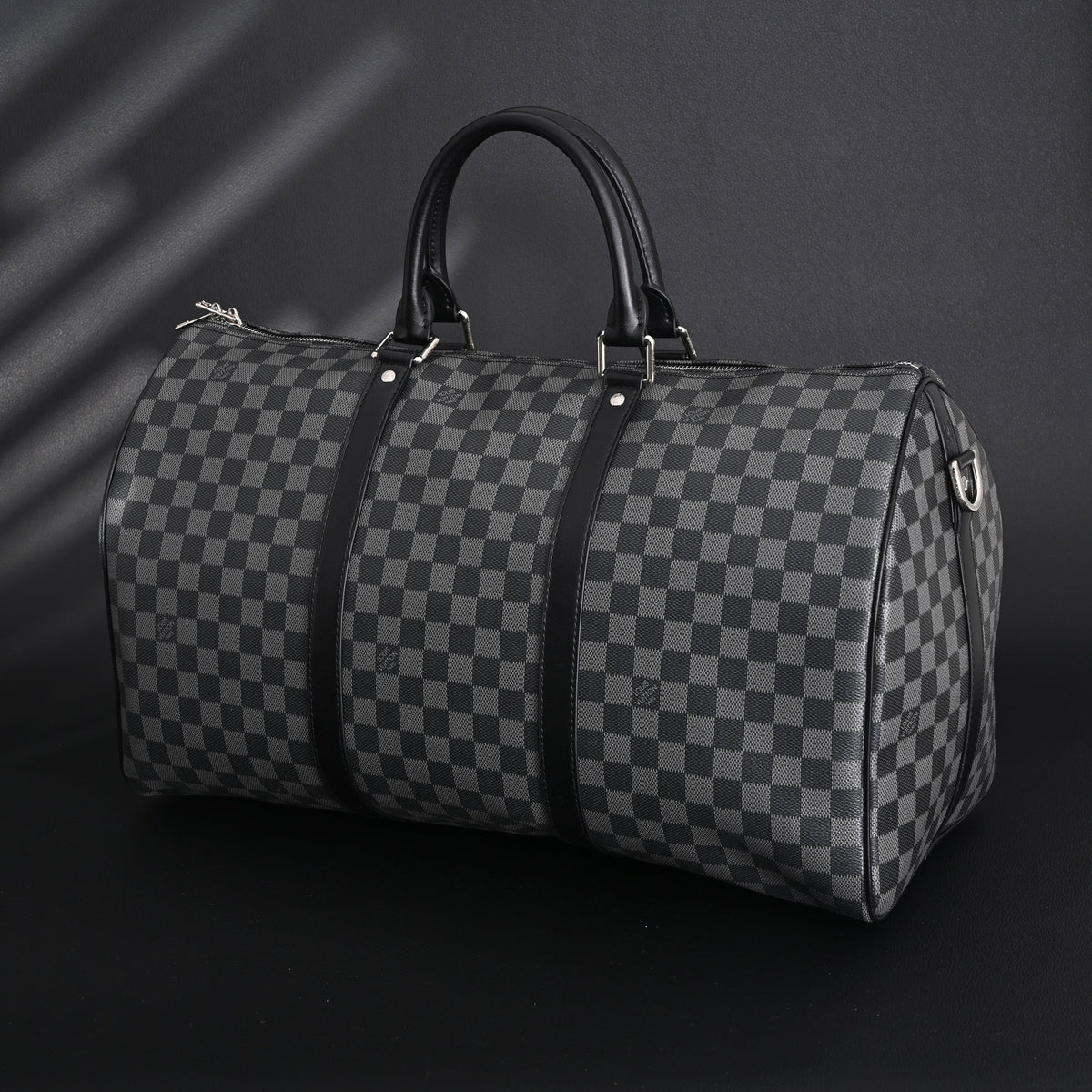 louis-vuitton-keepall-bandouliere-45-damier-graphite-canvas Handle