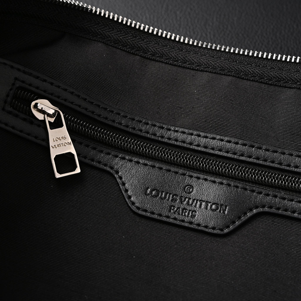 louis-vuitton-keepall-bandouliere-45-damier-graphite-canvas Handle