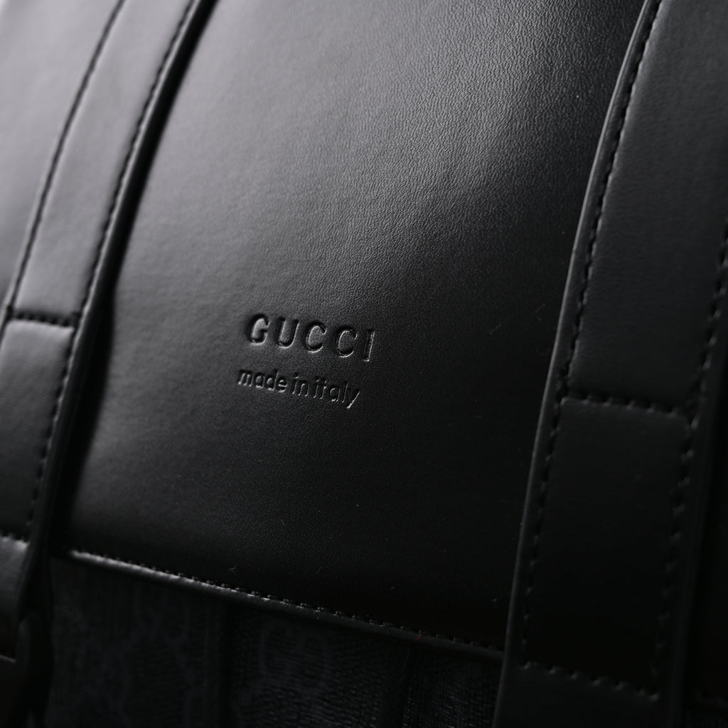 gucci-gg-supreme-monogram-backpack-with-web-stripe ohter