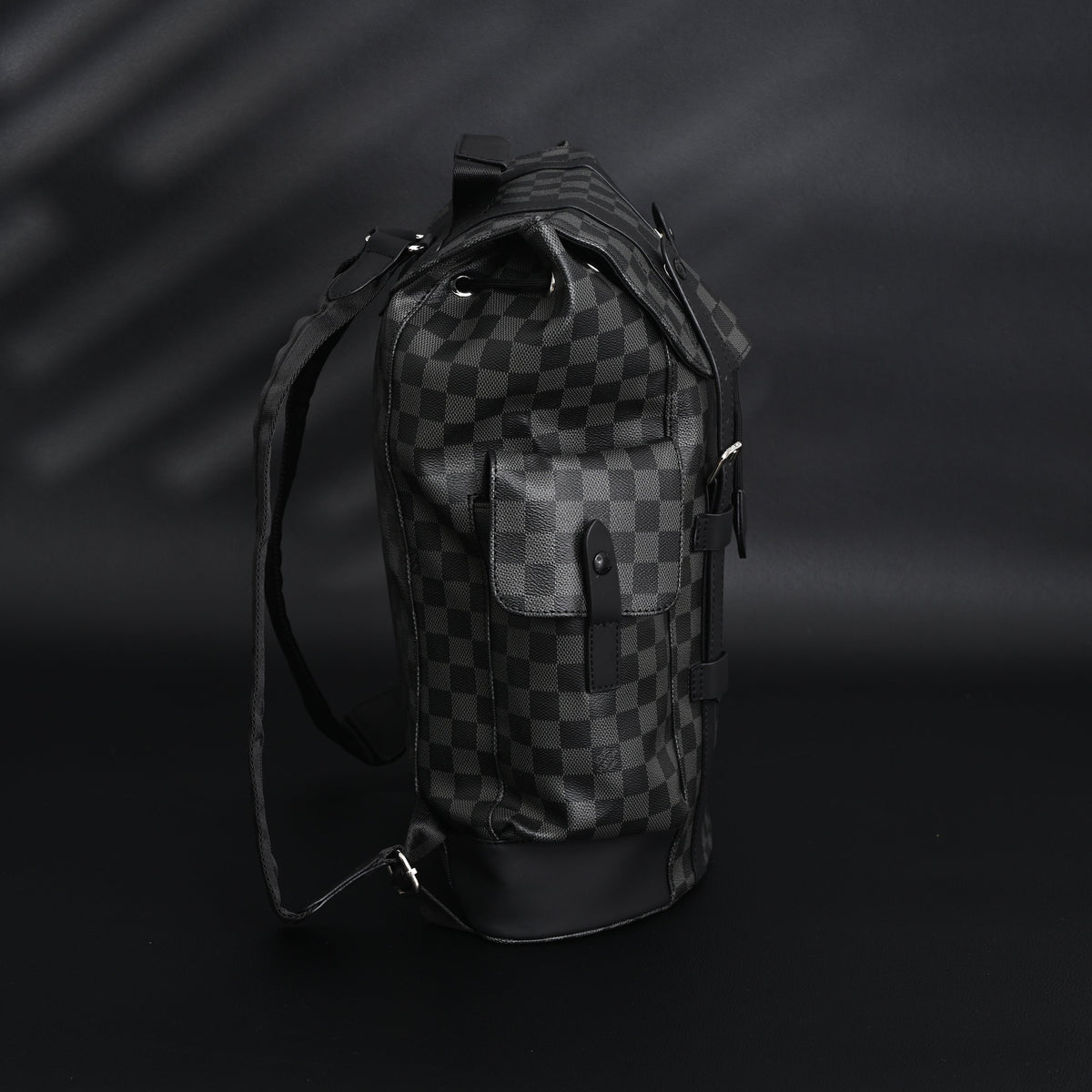 louis-vuitton-michael-backpack-damier-graphite ohter