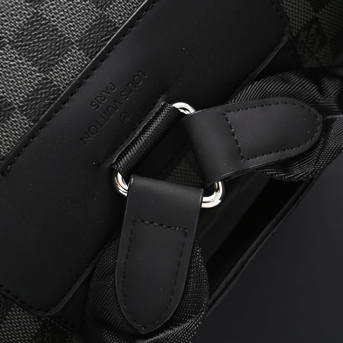 louis-vuitton-michael-backpack-damier-graphite ohter