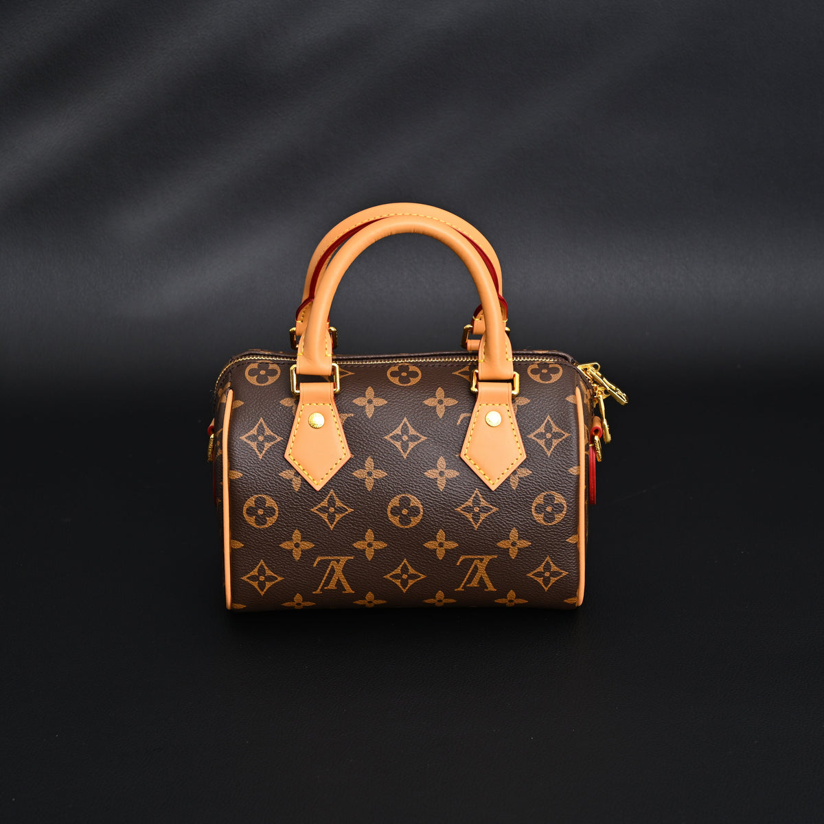 louis-vuitton-speedy-bandouliere-25-monogram-canvas Handle