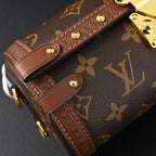 louis-vuitton-cannes-monogram-canvas-bag Crossbody