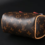 louis-vuitton-speedy-25-monogram-canvas-handbag Handle