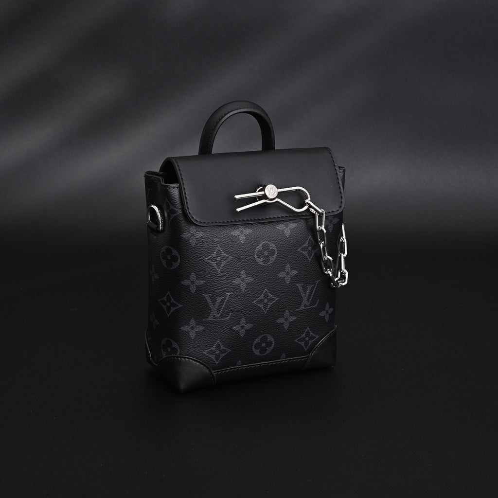 louis-vuitton-soft-trunk-messenger-monogram-eclipse-canvas-with-silver-chain Crossbody