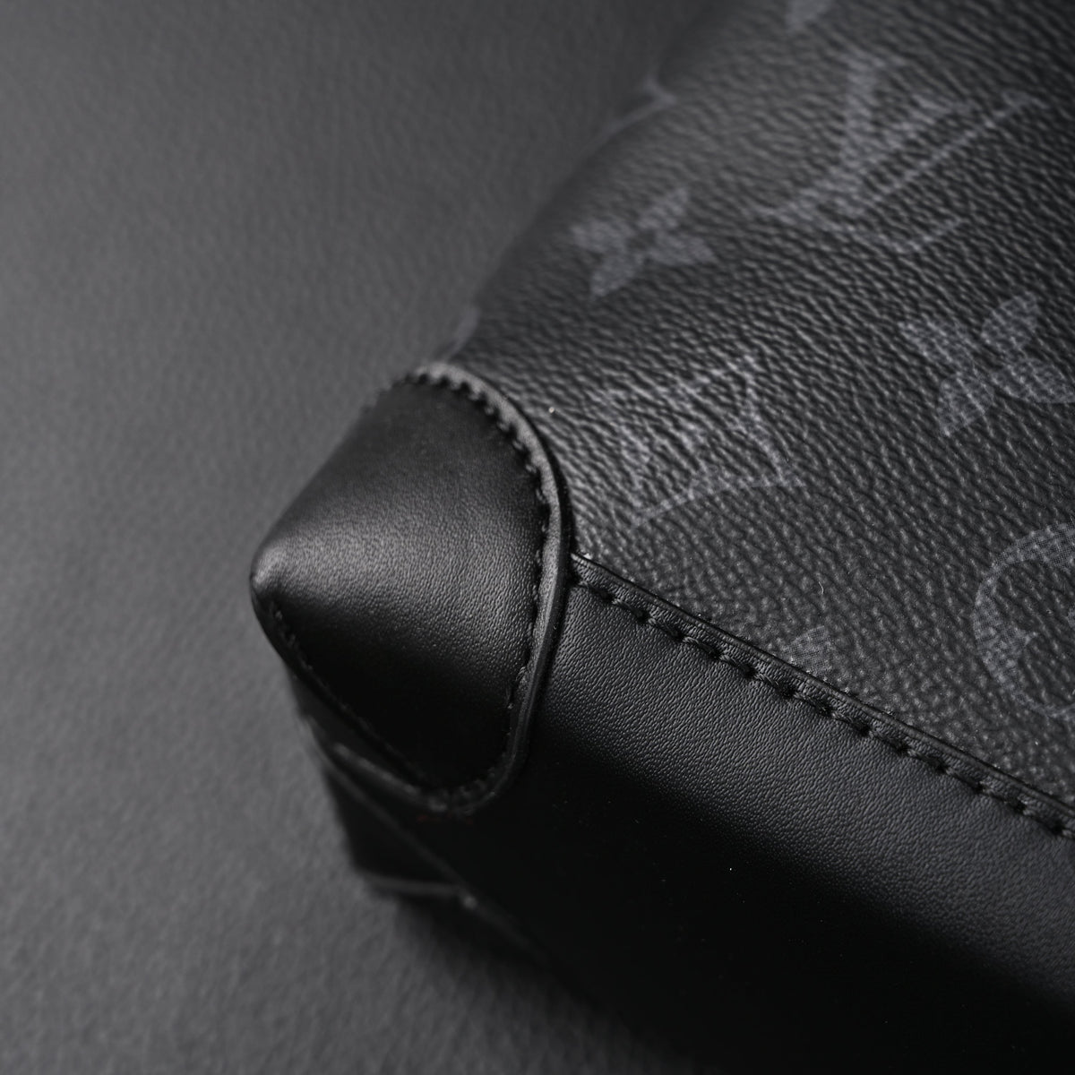 louis-vuitton-soft-trunk-messenger-monogram-eclipse-canvas-with-silver-chain Crossbody