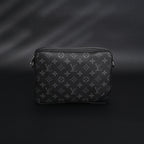 louis-vuitton-discovery-pochette-mm-monogram-eclipse Handle
