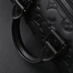 louis-vuitton-keepall-bandouliere-50-monogram-shadow-black-leather Handle