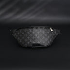 louis-vuitton-discovery-bumbag-monogram-eclipse Crossbody