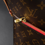 louis-vuitton-neverfull-mm-tote-bag-monogram-canvas-with-red-interior Tote