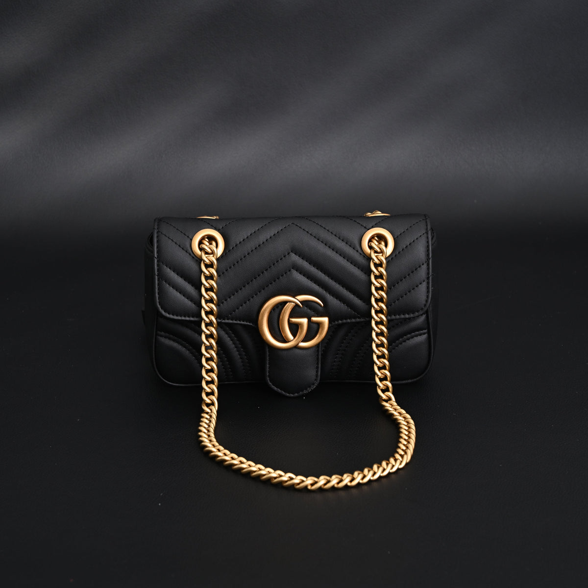 gucci-gg-marmont-small-matelasse-shoulder-bag-black-leather-with-gold-hardware Shoulder