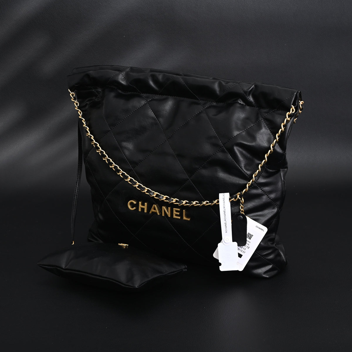 chanel-19-flap-bag-black-quilted-lambskin-with-gold-ruthenium-hardware Shoulder