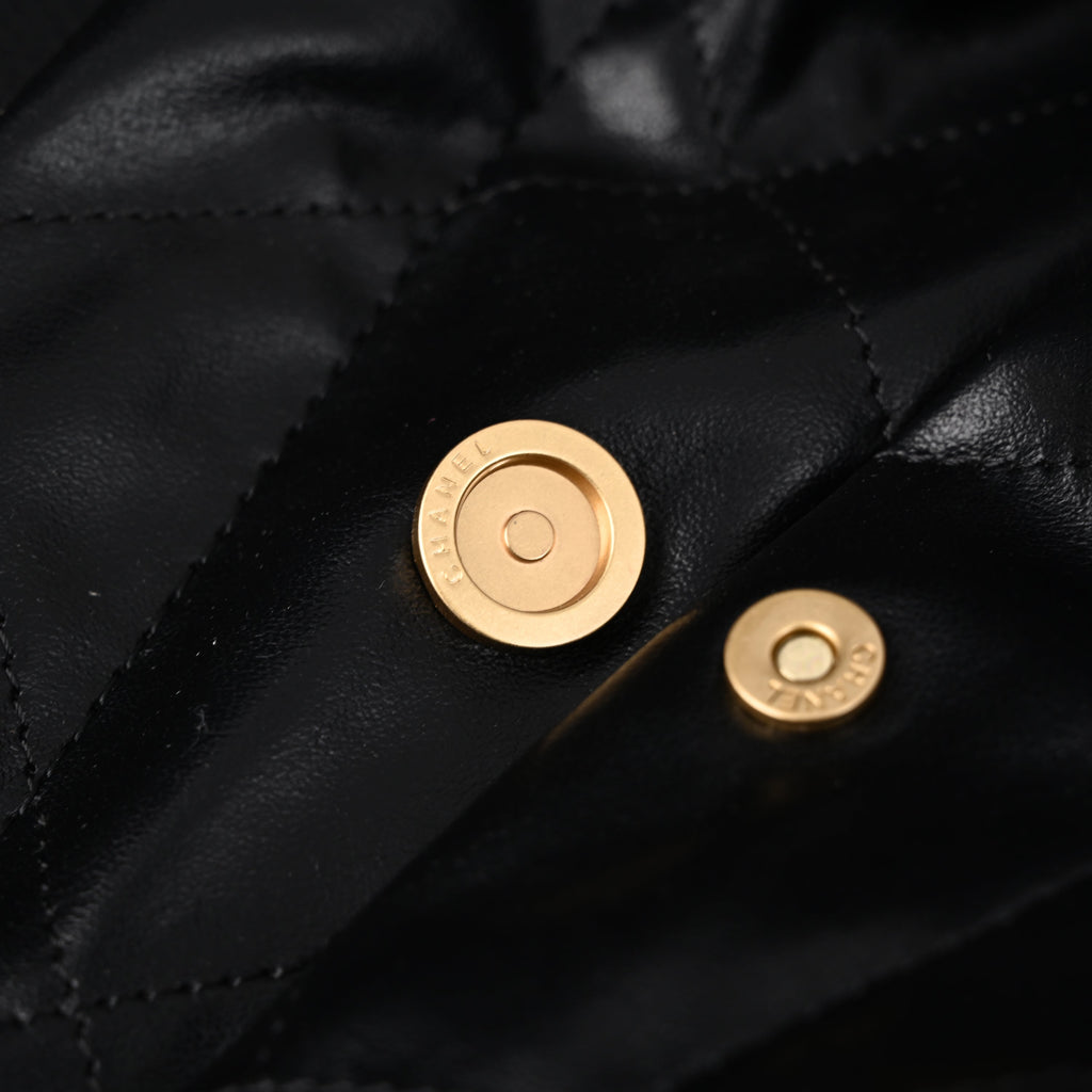 chanel-19-flap-bag-black-quilted-lambskin-with-gold-ruthenium-hardware Shoulder