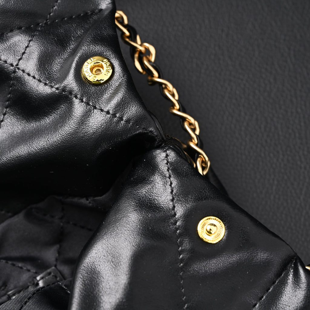 chanel-19-flap-bag-black-quilted-lambskin-with-gold-ruthenium-hardware Shoulder