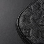louis-vuitton-capucines-bb-top-handle-bag-black-taurillon-leather Handle