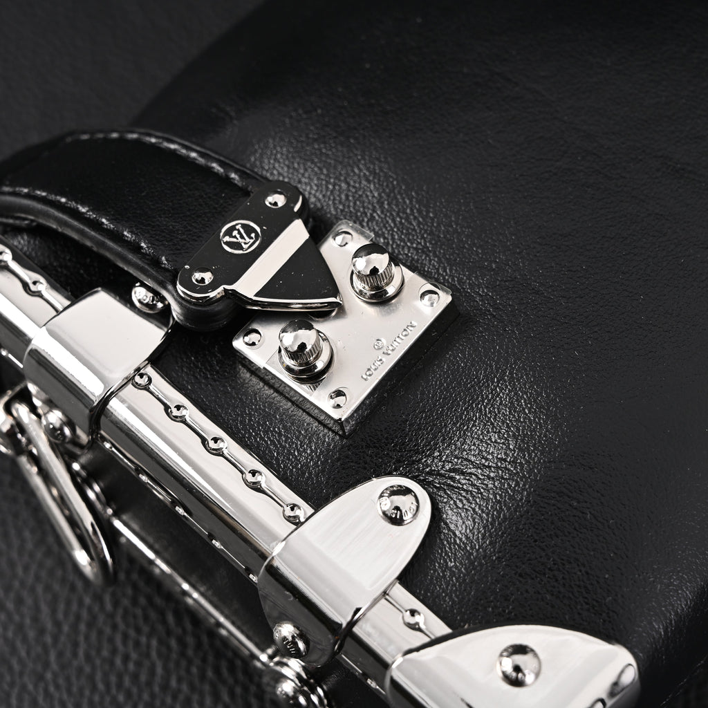louis-vuitton-soft-trunk-monogram-black-leather-crossbody-bag Crossbody