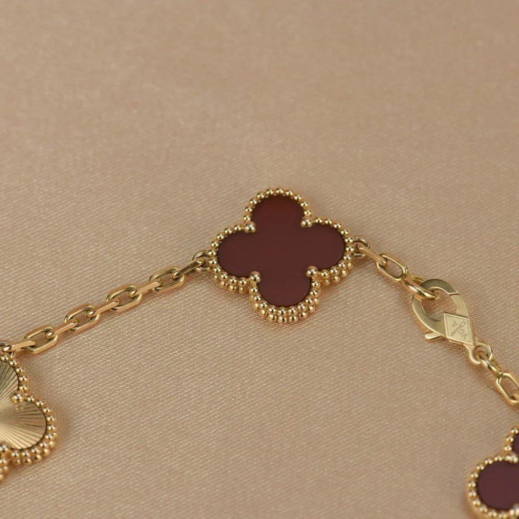 VCA CLOVER 5 MOTIF RED CORNELIAN BRACELET COLLECTION