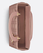medium-lady-dior-bag-1 Handle