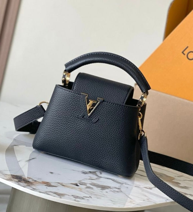 louis-vuitton-capucines-mini-black Handle