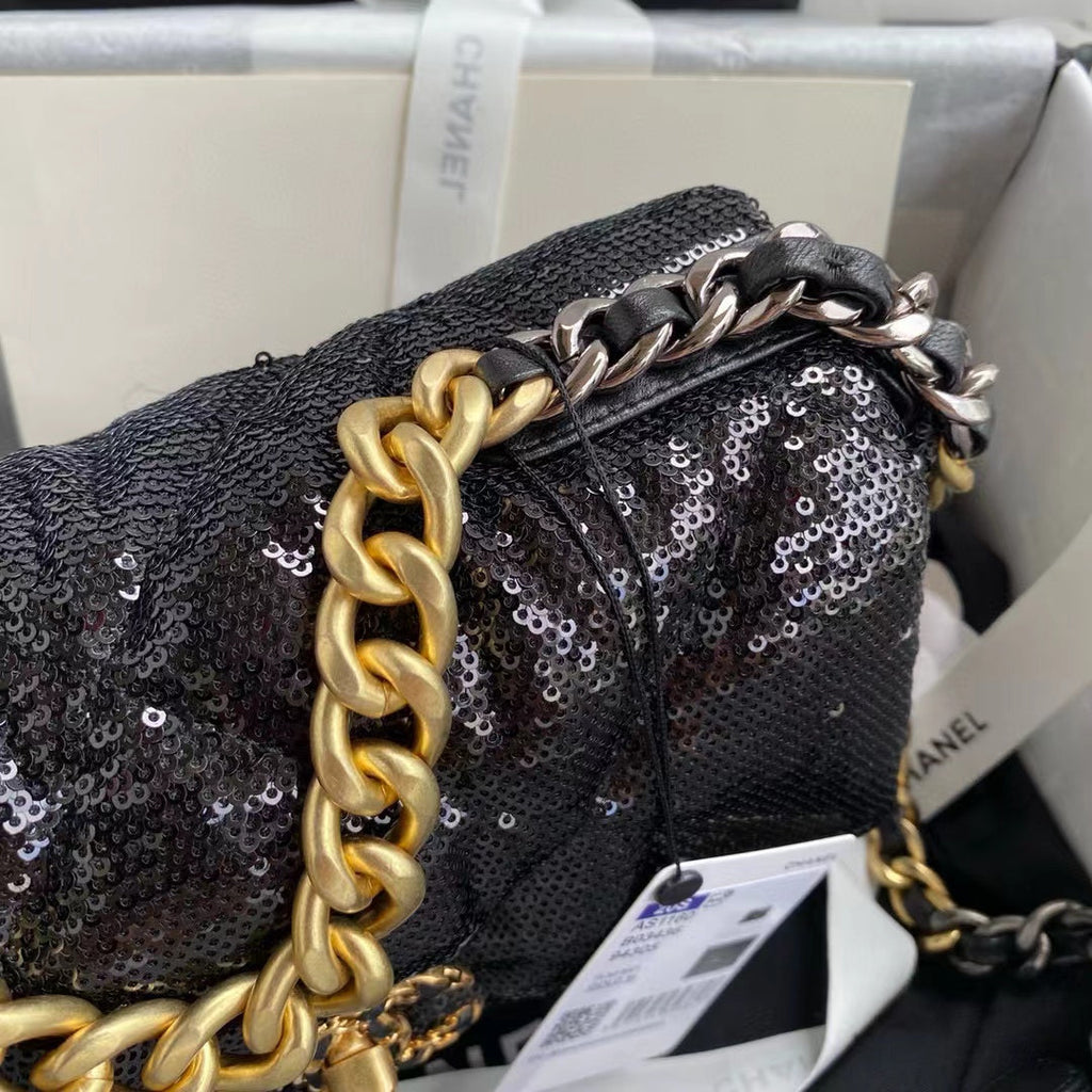 chanel-19-flap-bag-8 Crossbody