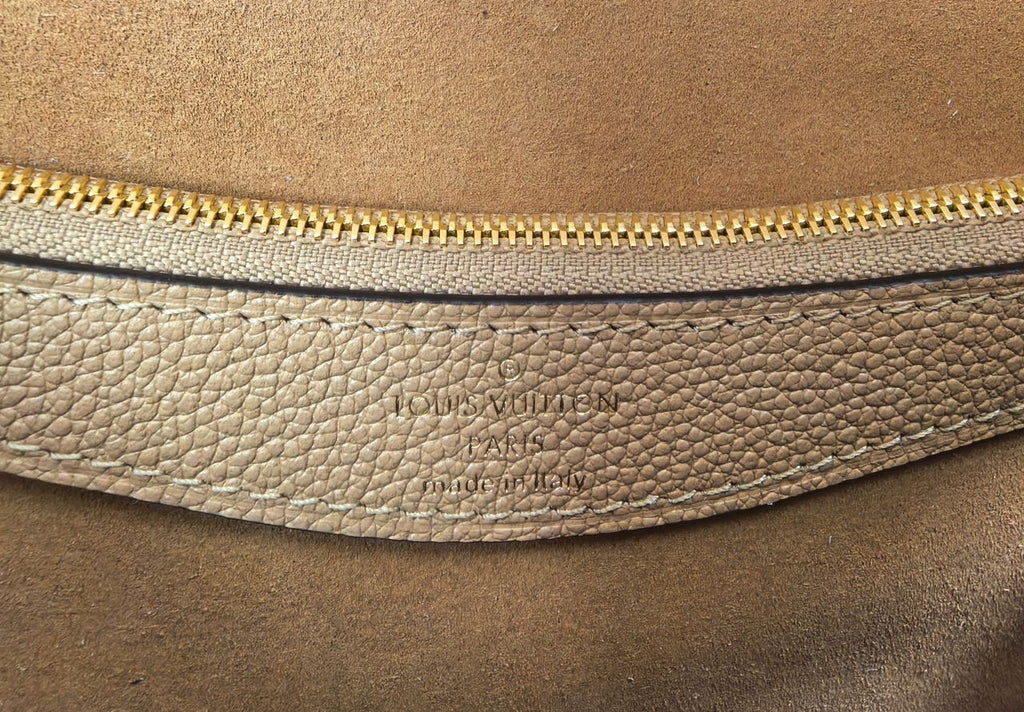 louis-vuitton-diane-monogram-empreinte Shoulder