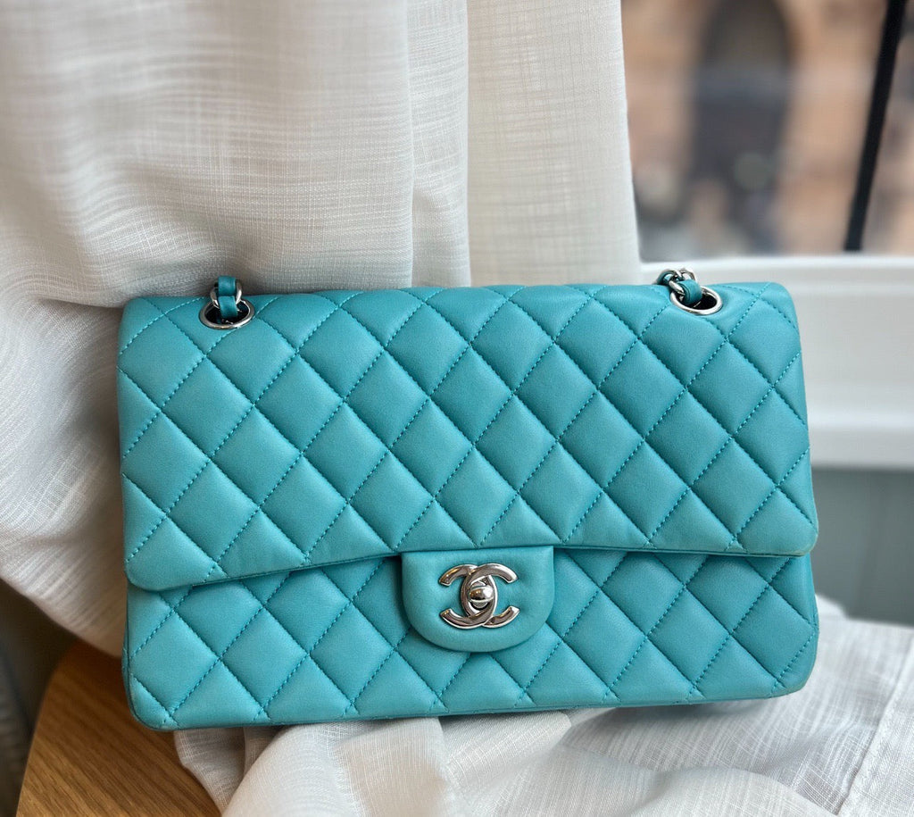 chanel-medium-classic-double-flap Shoulder