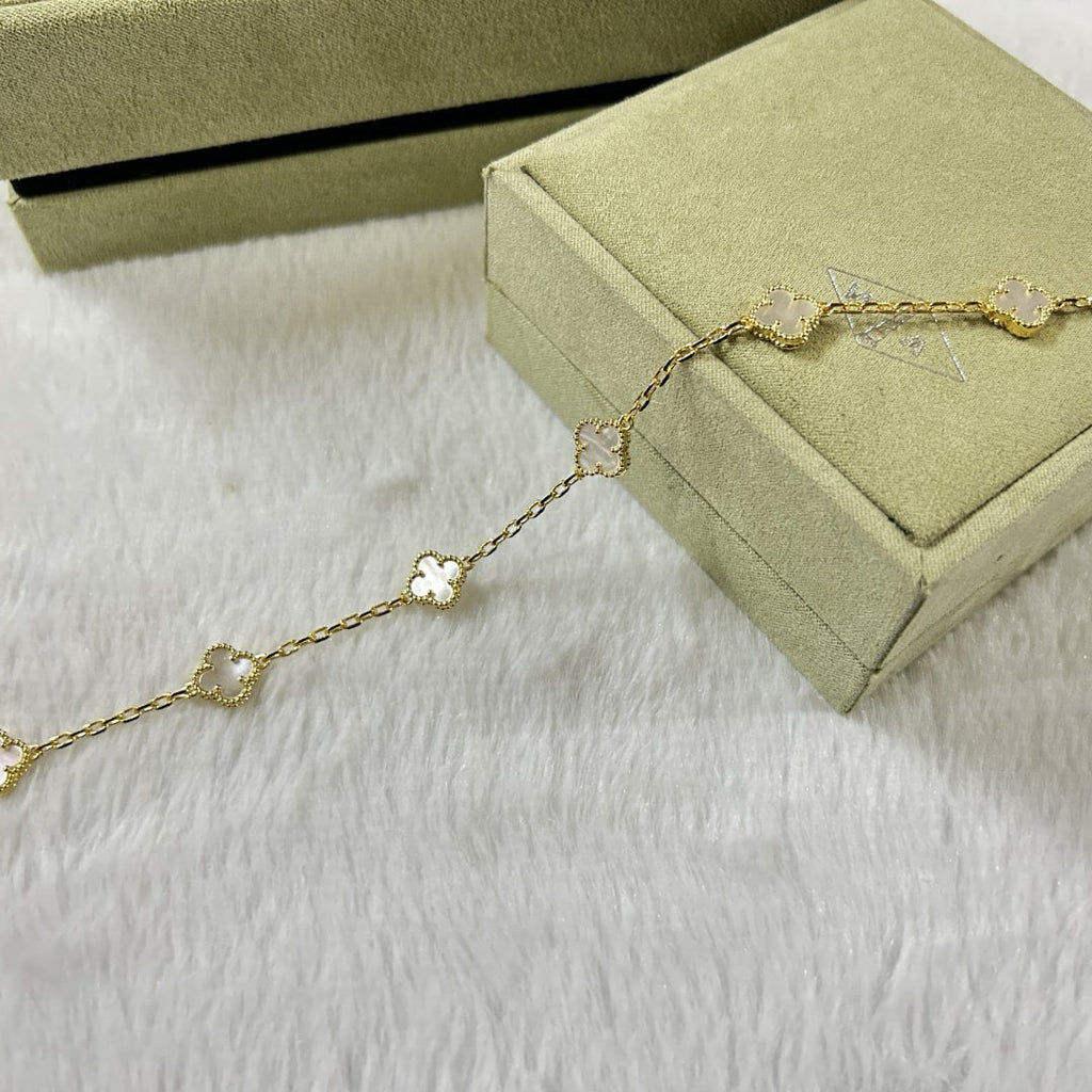 VCA CLOVER 6 MOTIF WHITE MOP BRACELET