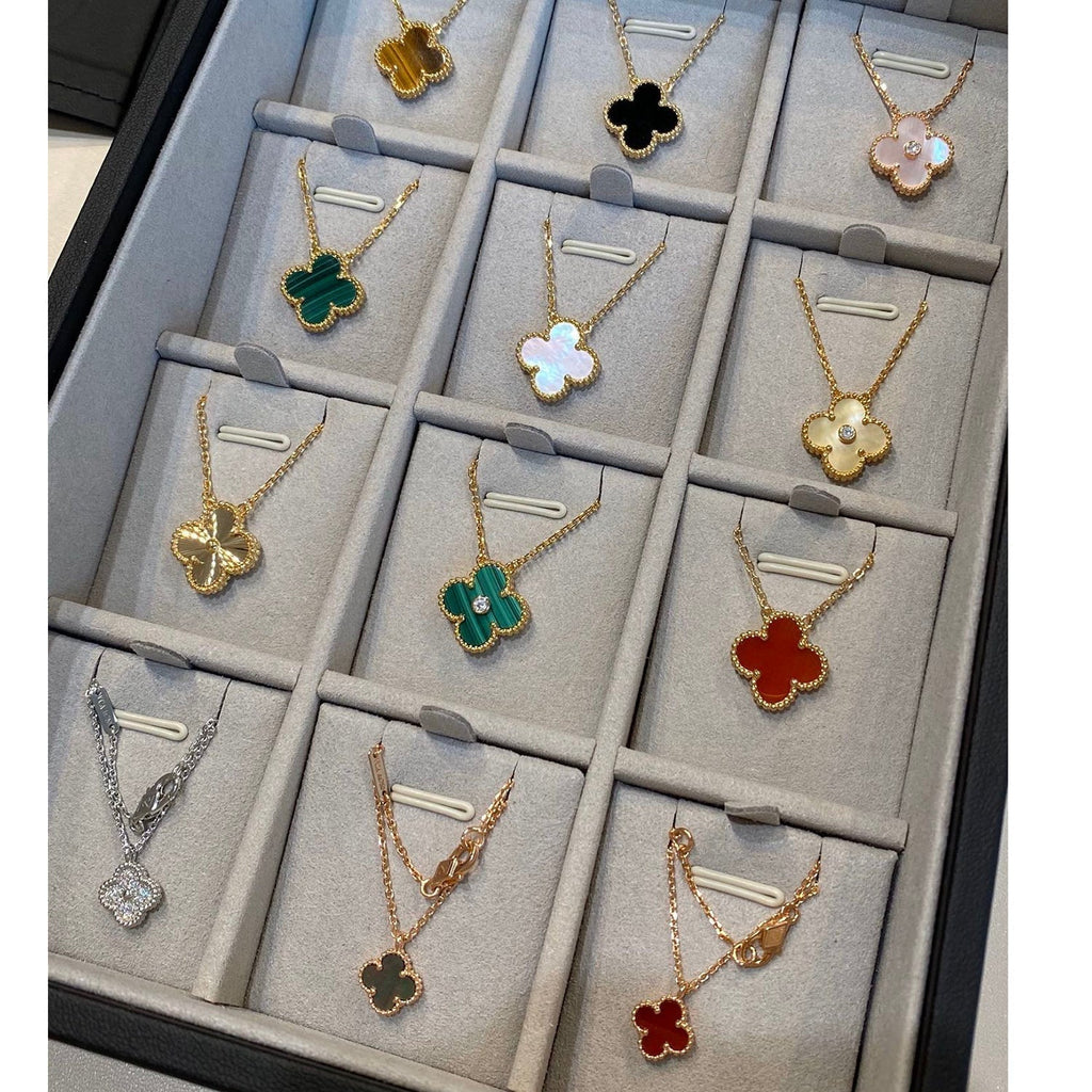 VCA CLOVER 15MM LASER NECKLACE