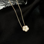 VCA LUCKY WHITE MOP PLUM BLOSSOM NECKLACE