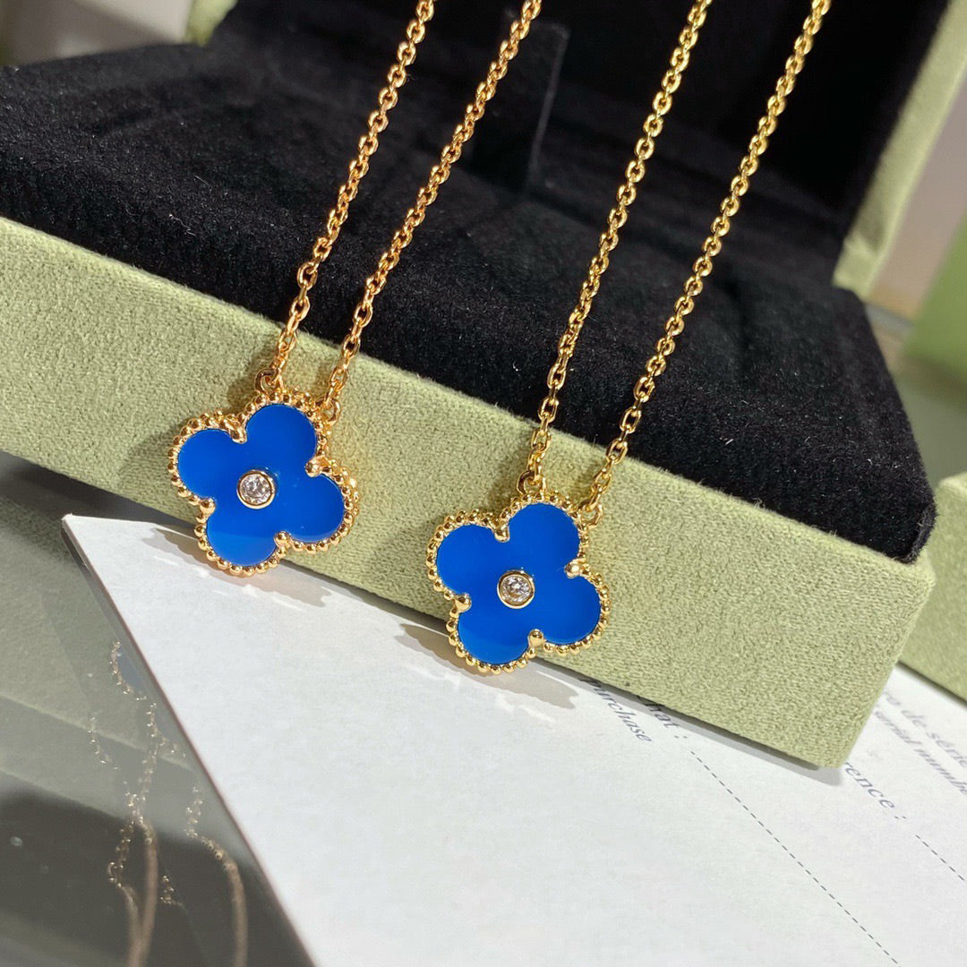 VCA CLOVER 15MM DIAMOND AND BLUE AGATE NECKLACE
