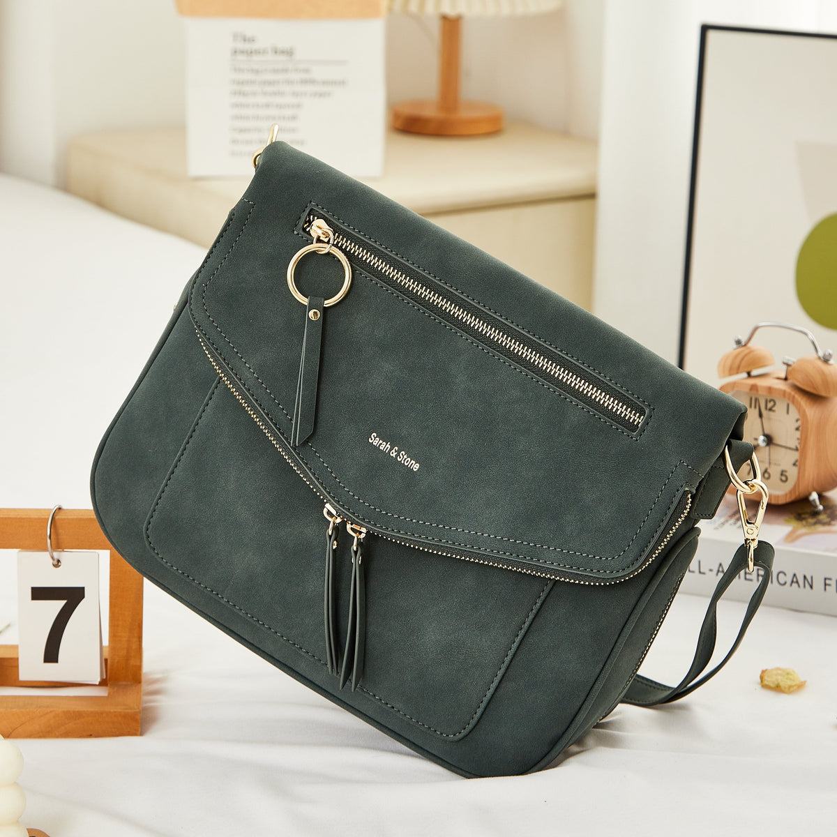 the-emila Crossbody