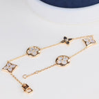 LOUIS VUITTON LEAF CLOVER BRACELET