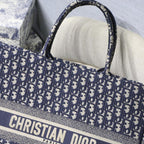 dior-book-tote-10 Tote