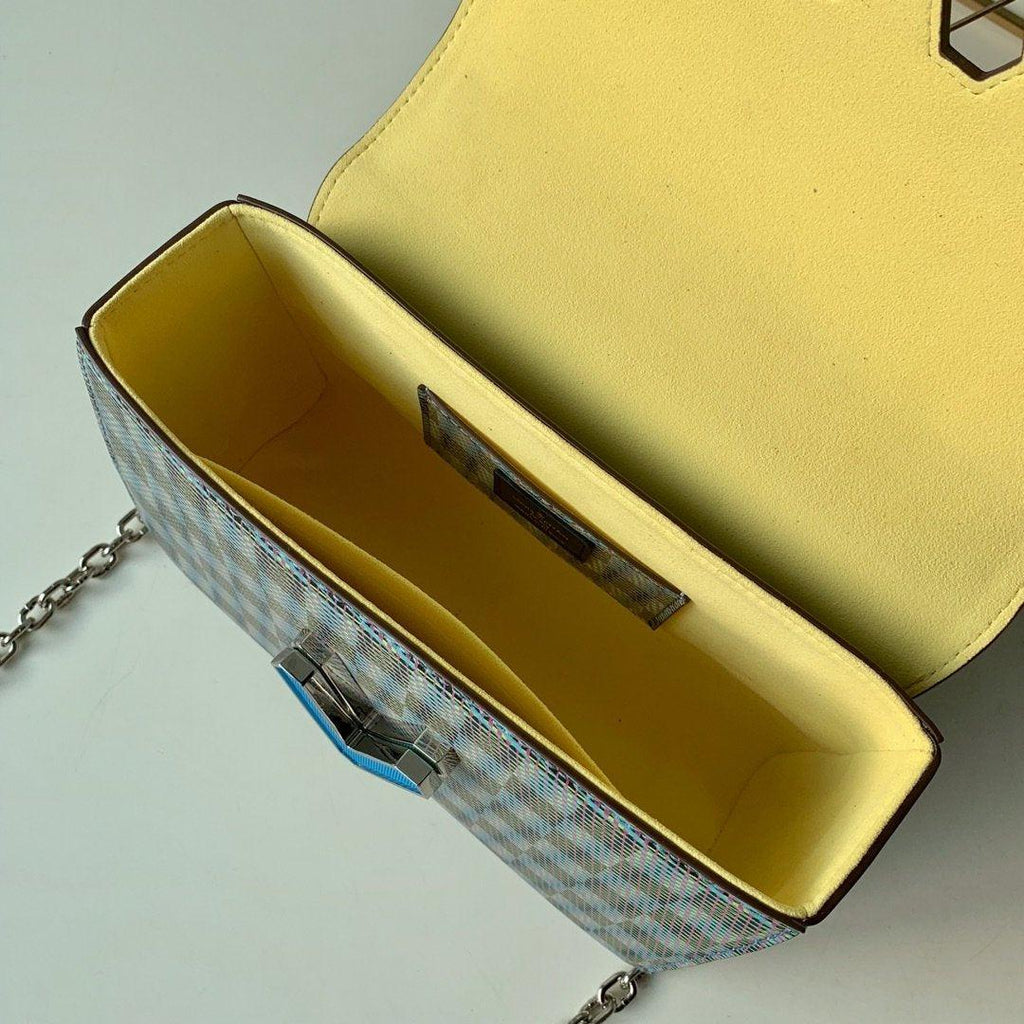 copy-louis-vuitton-twist-mm-1 Crossbody