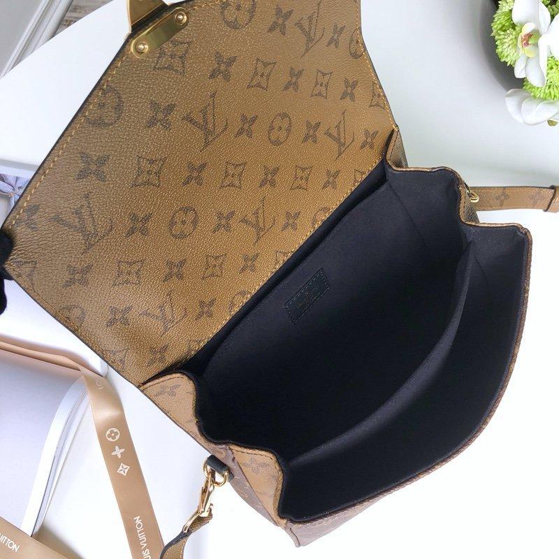 louis-vuitton-bag-14 Crossbody