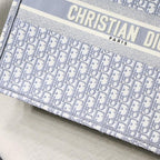 dior-book-tote-11 Tote