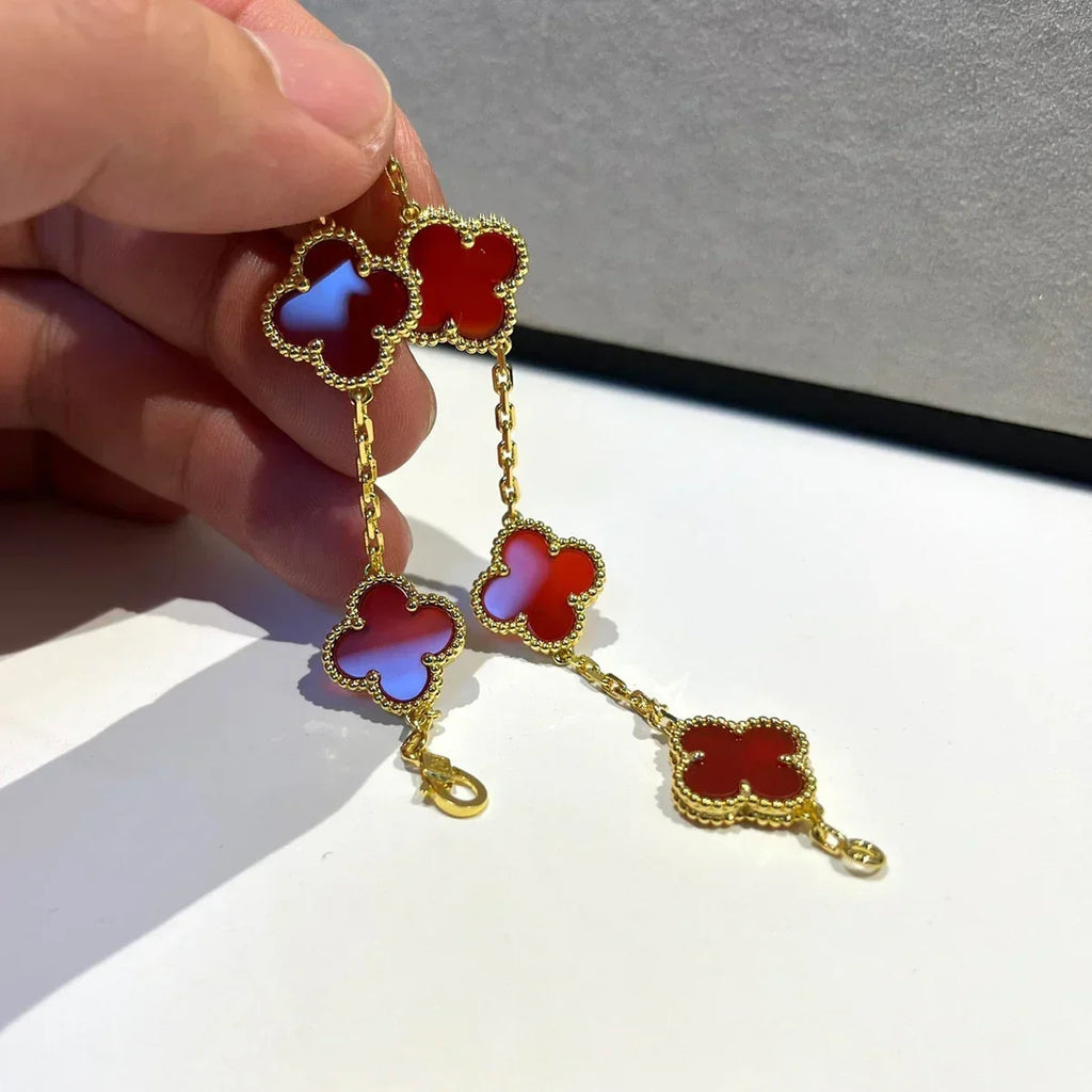 VCA CLOVER 5 MOTIF RED CORNELIAN BRACELET COLLECTION