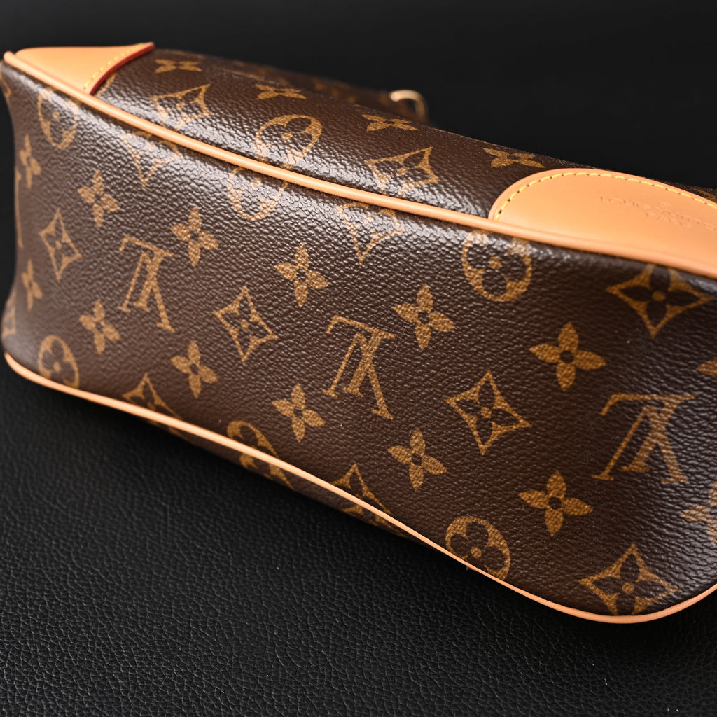 louis-vuitton-boulogne-monogram-canvas-shoulder-bag-classic-brown-with-vachetta-leather-trim-m45832 Shoulder