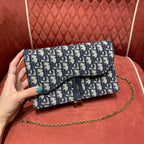 dior-saddle-pouch-blue-dior-oblique-jacquard-22-x-14-5-x-4-5-cm Crossbody