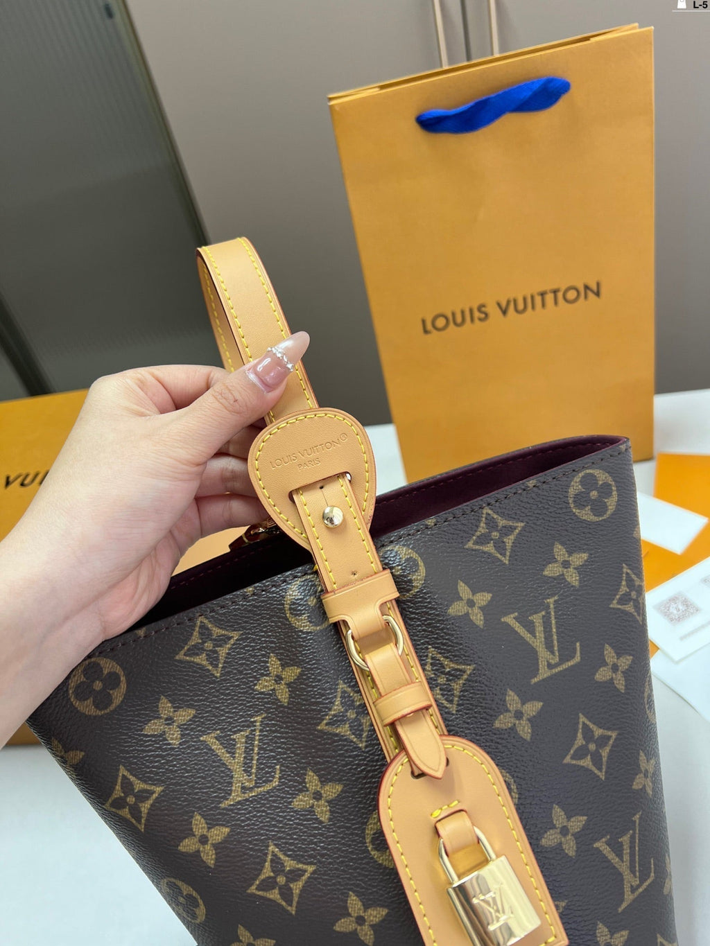 louis-vuitton-lv-vintage-bucket-tote-bag-17x18cm Tote