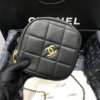 chanel-wallet Crossbody
