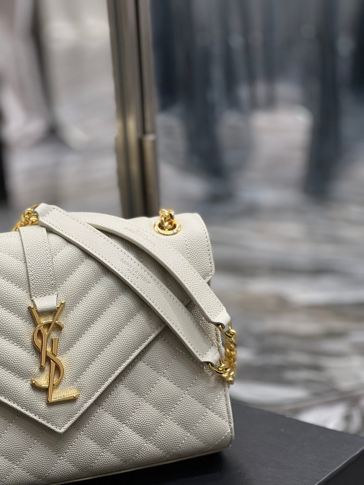 ysl-envelope-bag-medium-white-487206 Crossbody