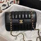 chanel-flap-bag-1 Crossbody