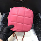 chanel-wallet-1 Crossbody