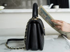 chanel-trendy-cc25-pre-owned-medium-chevron-trendy-handbag-25cm Handle