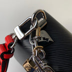 twist-mm-4 Crossbody