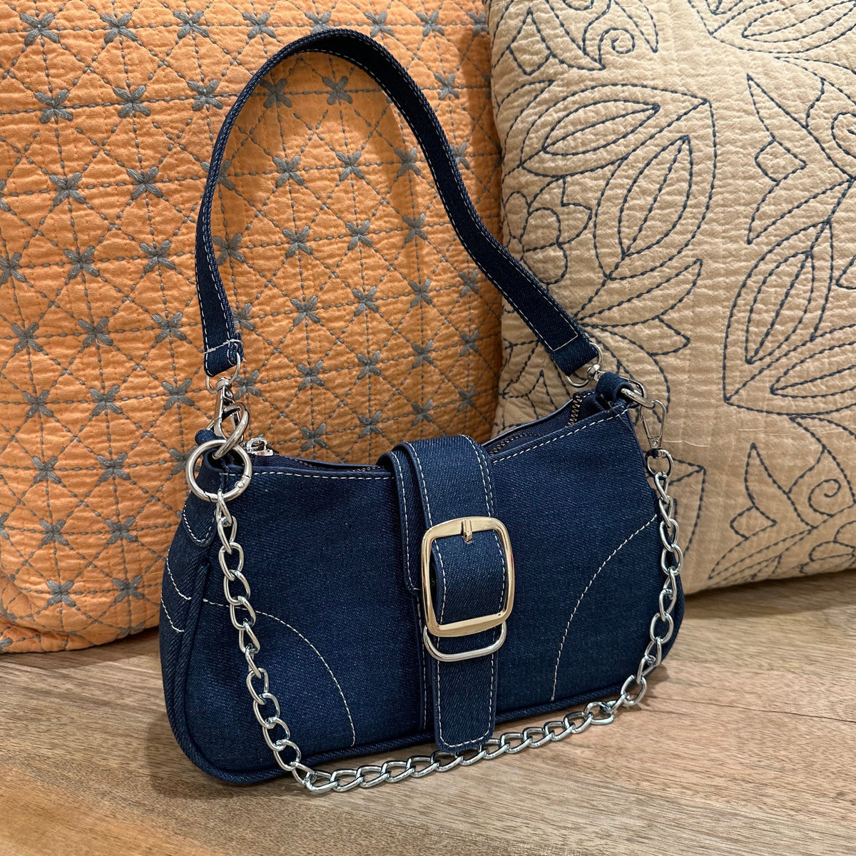 the-jean Shoulder
