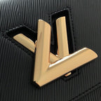 louis-vuitton-twist-belt-chain-wallet Crossbody