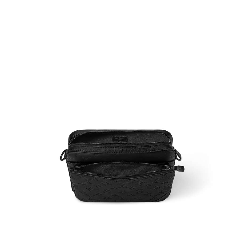 louis-vuitton-trio-messenger-1 Crossbody